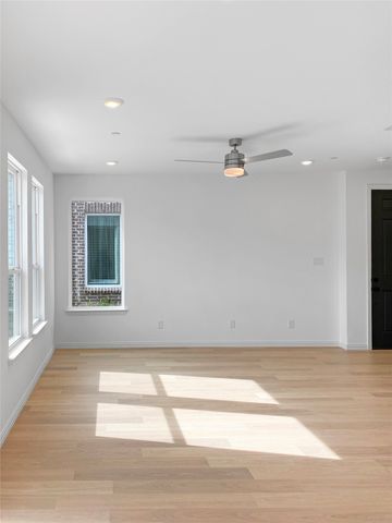 3740 Pierce Lane, Grand Prairie, TX 75052