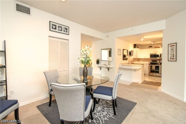 519 Roma CT 3-208, Naples, FL 34110