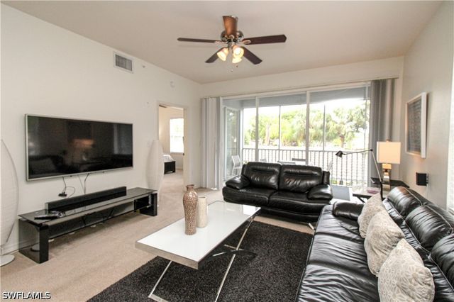 519 Roma CT 3-208, Naples, FL 34110