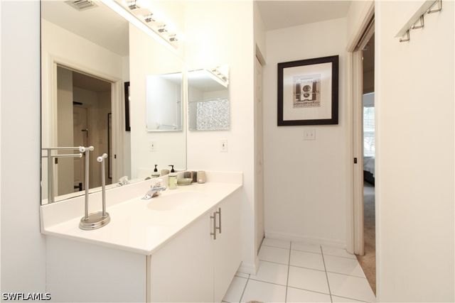 519 Roma CT 3-208, Naples, FL 34110