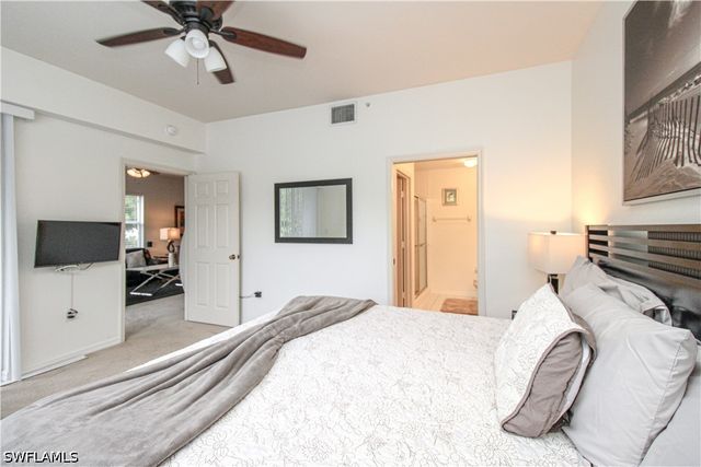 519 Roma CT 3-208, Naples, FL 34110