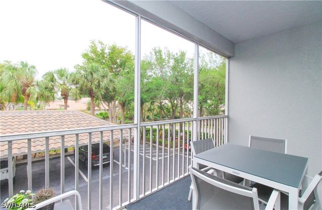 519 Roma CT 3-208, Naples, FL 34110
