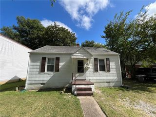 52 W Little Back River RD, Hampton, VA 23669