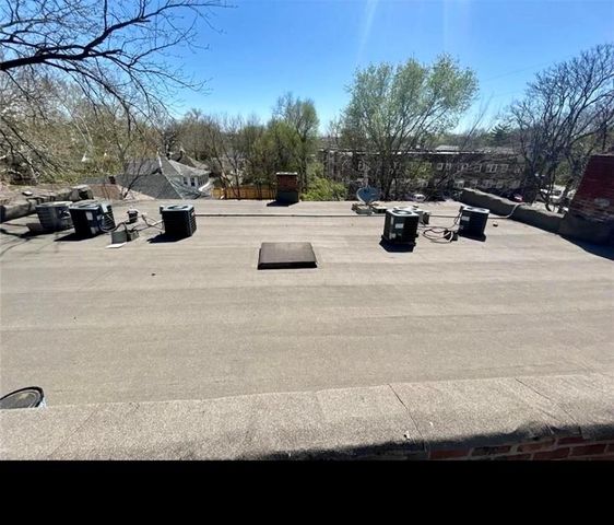 1115 E 41st Street, Kansas City, MO 64110