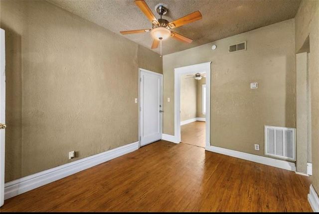 1115 E 41st Street, Kansas City, MO 64110