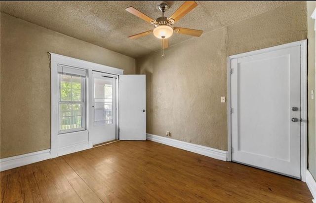 1115 E 41st Street, Kansas City, MO 64110