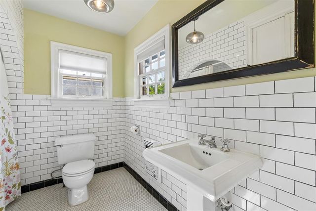 2124 NW 27th Street, Oklahoma City, OK 73107