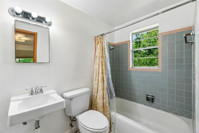 2124 NW 27th Street, Oklahoma City, OK 73107