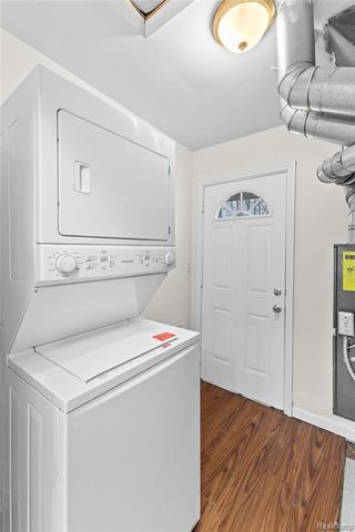 22513 Heussner Avenue, Warren, MI 48089