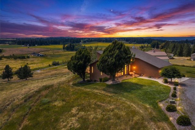 15927 E MACMAHAN Rd, Spokane, WA 99217