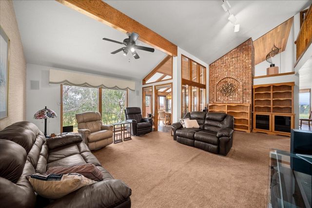 15927 E MACMAHAN Rd, Spokane, WA 99217