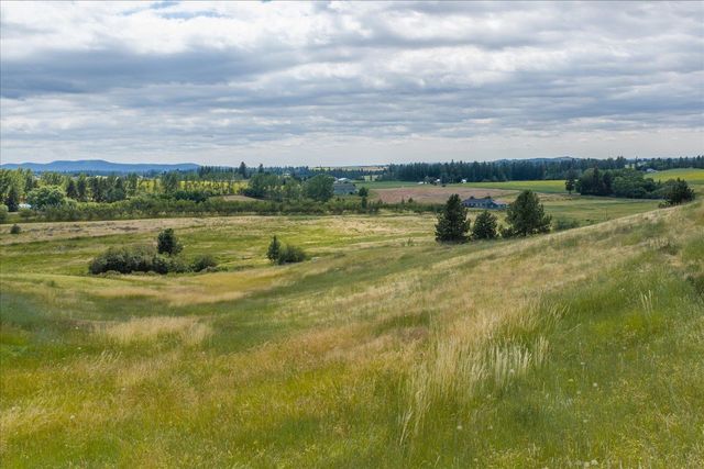 15927 E MACMAHAN Rd, Spokane, WA 99217