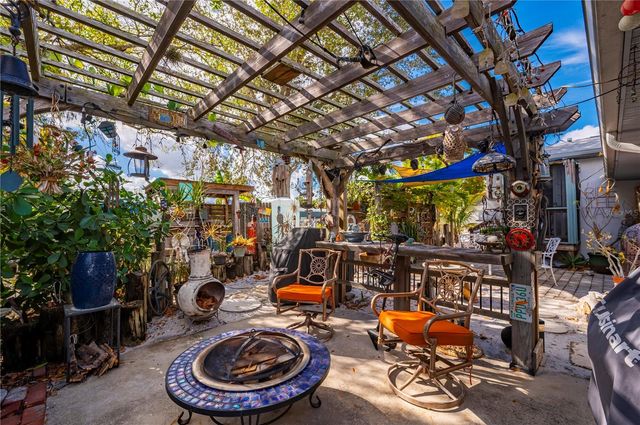 28427 SABAL PALM DRIVE, Punta Gorda, FL 33982