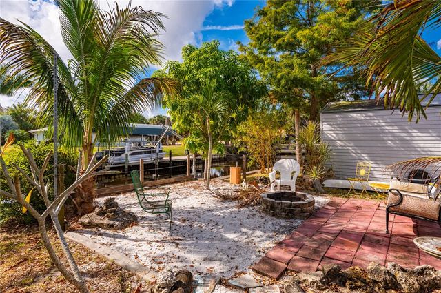 28427 SABAL PALM DRIVE, Punta Gorda, FL 33982