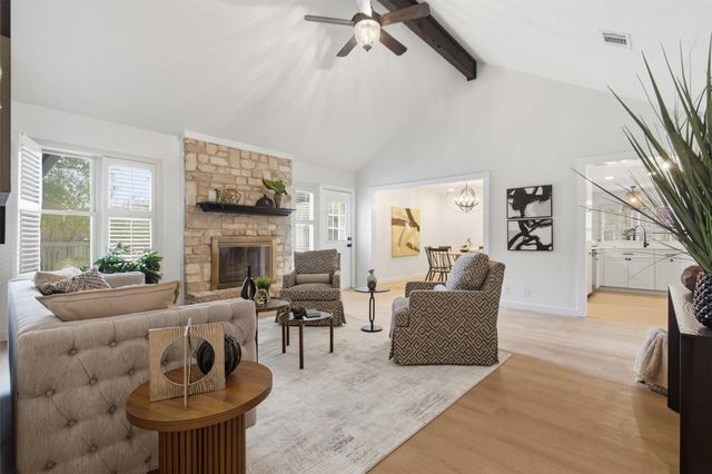 201 Towhee DR, Buda, TX 78610