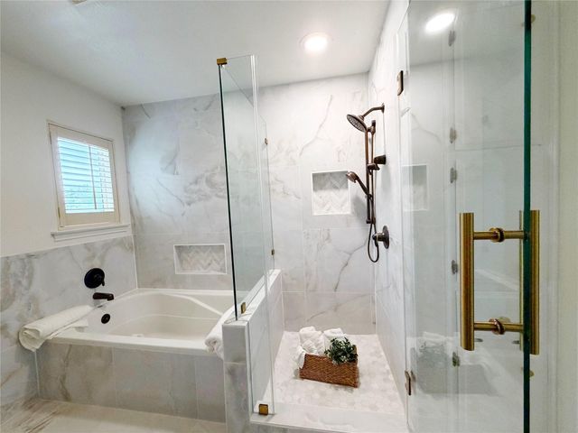 201 Towhee DR, Buda, TX 78610