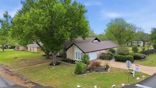201 Towhee DR, Buda, TX 78610