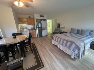 13334 Polo Club Road 251, Wellington, FL 33414
