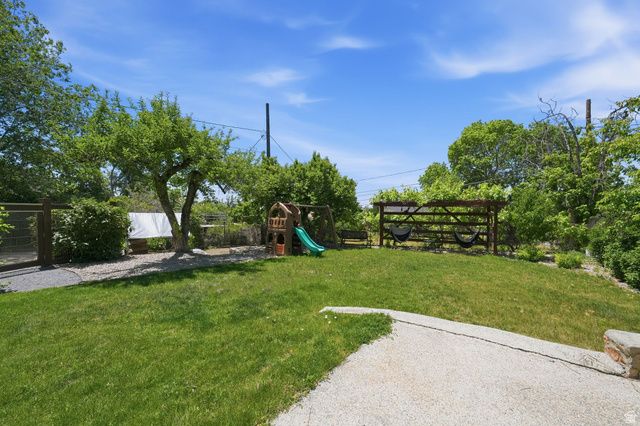 2337 E LOGAN CIR, Salt Lake City, UT 84108