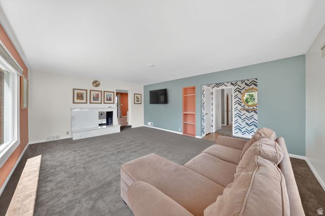 2337 E LOGAN CIR, Salt Lake City, UT 84108