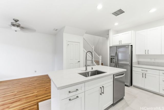 91-2220 Kaiwawalo Street 1104, Ewa Beach, HI 96706