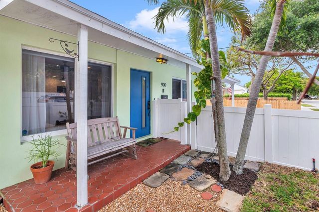 900 Sunset Road, West Palm Beach, FL 33401