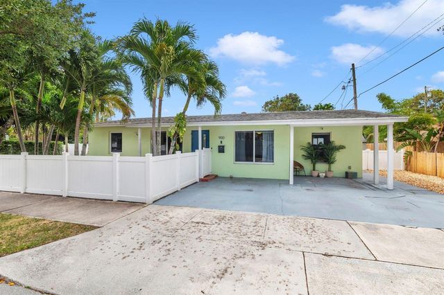900 Sunset Road, West Palm Beach, FL 33401