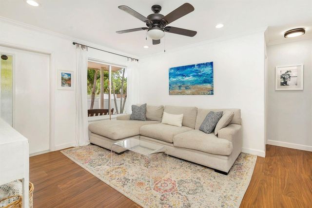 900 Sunset Road, West Palm Beach, FL 33401