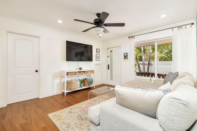 900 Sunset Road, West Palm Beach, FL 33401