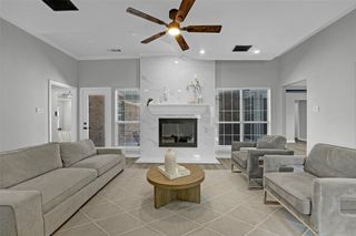 628 Heather Knoll Drive, Desoto, TX 75115