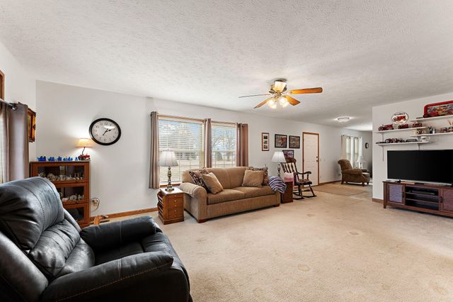 4492 W 800 N, Rensselaer, IN 47978