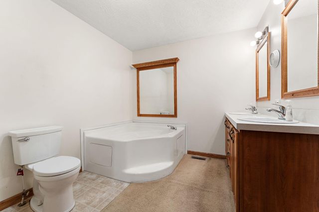 4492 W 800 N, Rensselaer, IN 47978