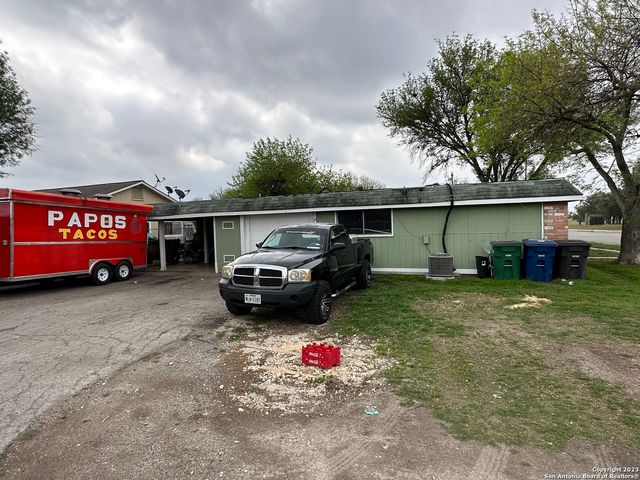 5739 Stiffkey, San Antonio, TX 78228