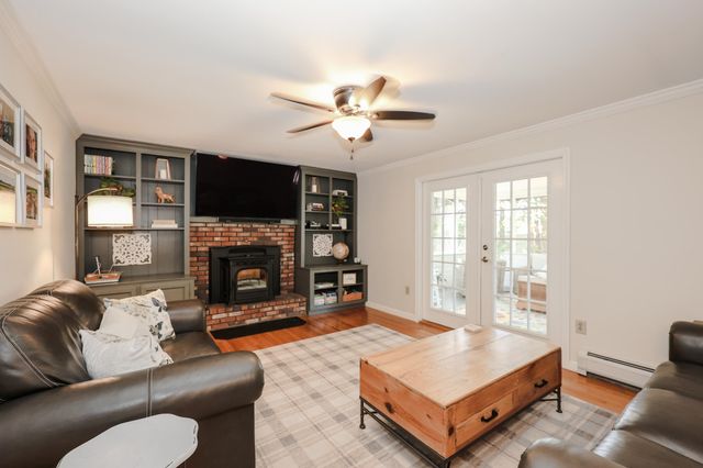 344 Coral Avenue, Manchester, NH 03104