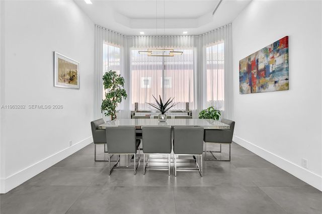 5851 NW 125th Ter, Coral Springs, FL 33076