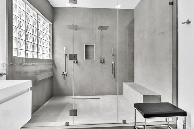 5851 NW 125th Ter, Coral Springs, FL 33076