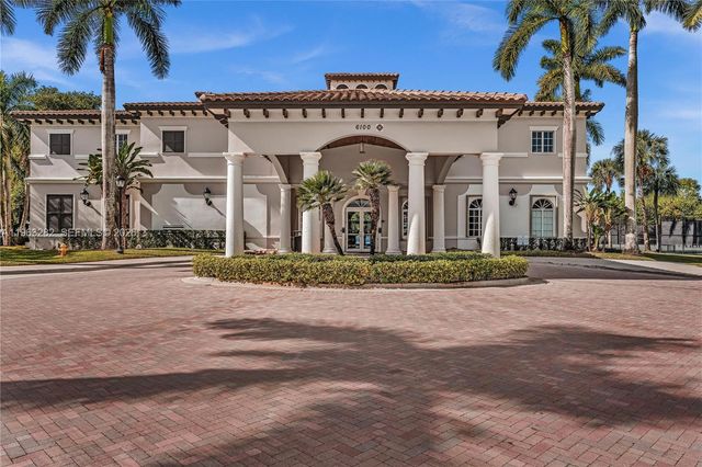 5851 NW 125th Ter, Coral Springs, FL 33076