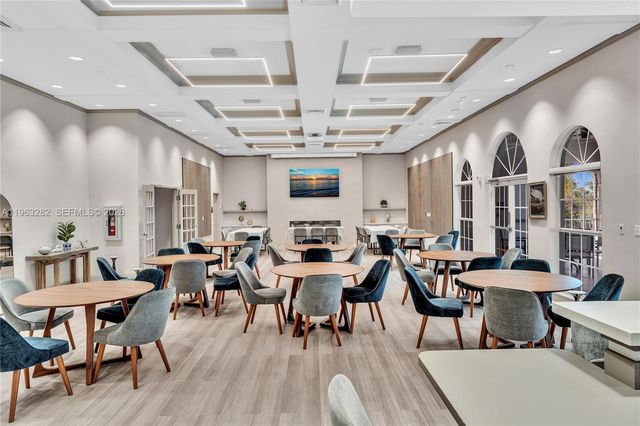 5851 NW 125th Ter, Coral Springs, FL 33076