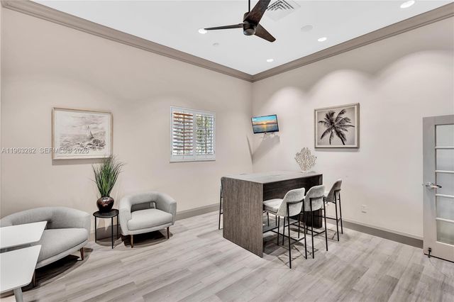 5851 NW 125th Ter, Coral Springs, FL 33076