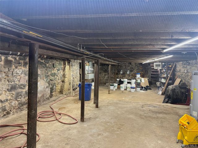 580 Broadway, Brooklyn, NY 11206