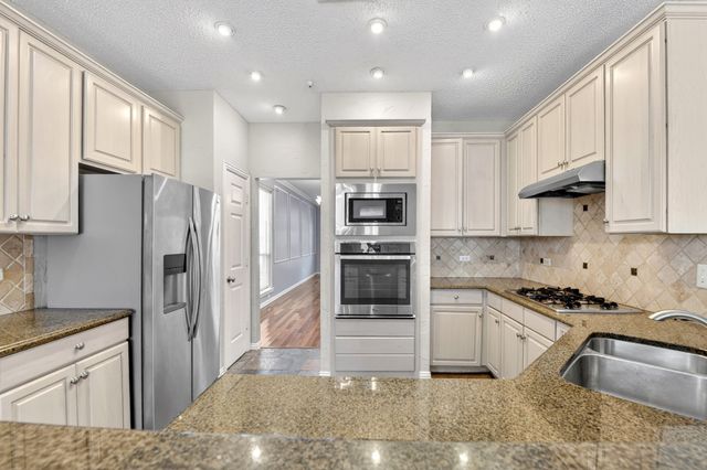 3792 Waterford Drive, Addison, TX 75001