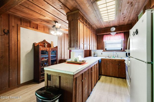 276 Highway 182, Sunset, LA 70584