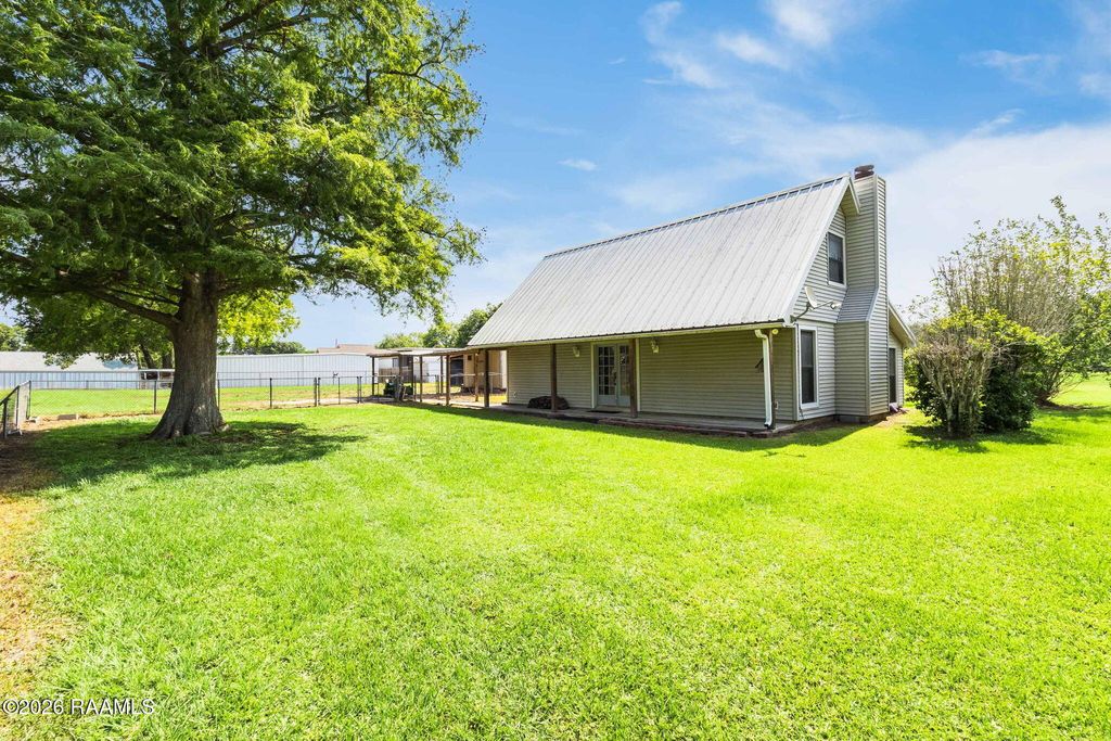 276 Highway 182, Sunset, LA 70584