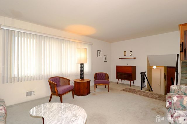 5 Thelma Court, Colonia, NJ 07067