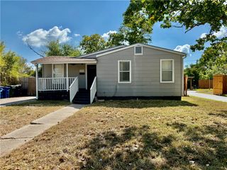 325 Beverly Dr, Corpus Christi, TX 78411