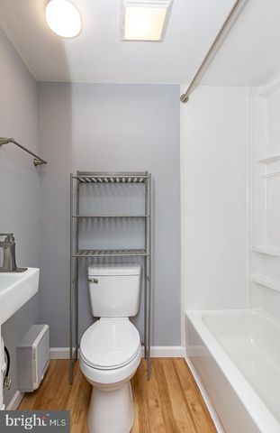 2735 N WATERLOO ST, Philadelphia, PA 19133