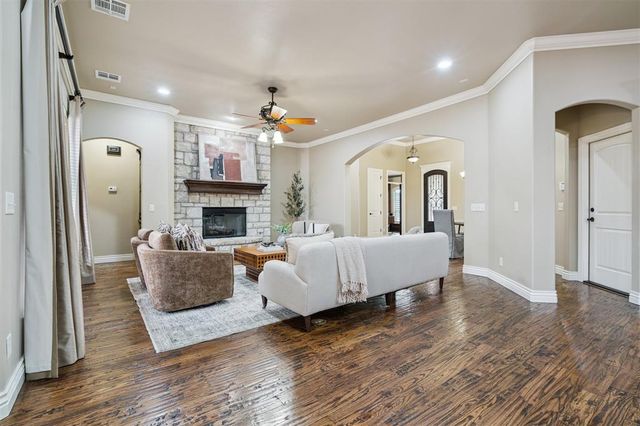 4408 Shorthorn Lane, Edmond, OK 73034