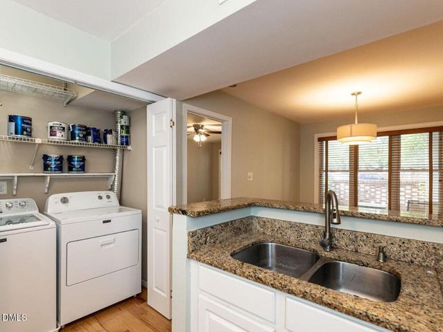 911 Washington Street 104, Raleigh, NC 27605