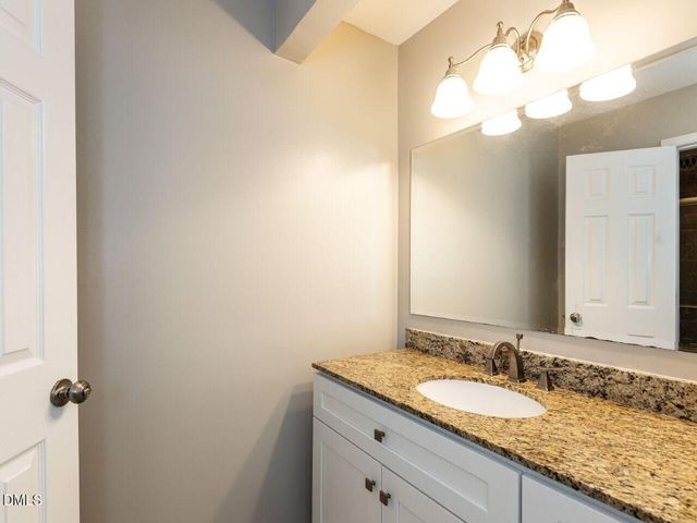 911 Washington Street 104, Raleigh, NC 27605