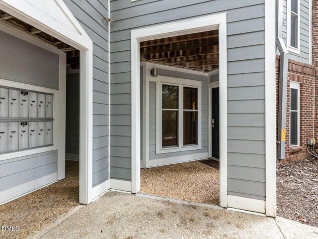 911 Washington Street 104, Raleigh, NC 27605